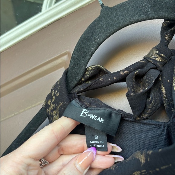 Bwear Black and Gold Patterned Top - Picture 2 of 3